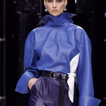 Ο Givenchy δίνει νέα πνοή στο διαχρονικό πουκάμισο – Η κομψή λεπτομέρεια που κάνει τη διαφορά