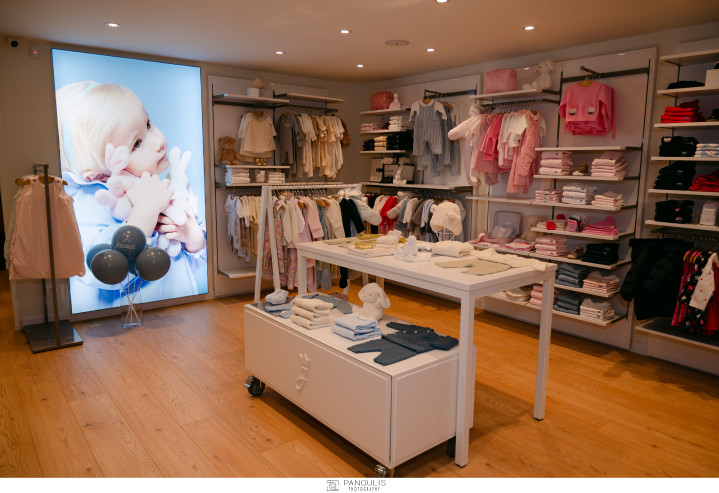 BONJOUR GLYFADA! Η Jacadi Paris έφτασε στα νότια προάστια με το δεύτερο κατάστημά της στην Αθήνα